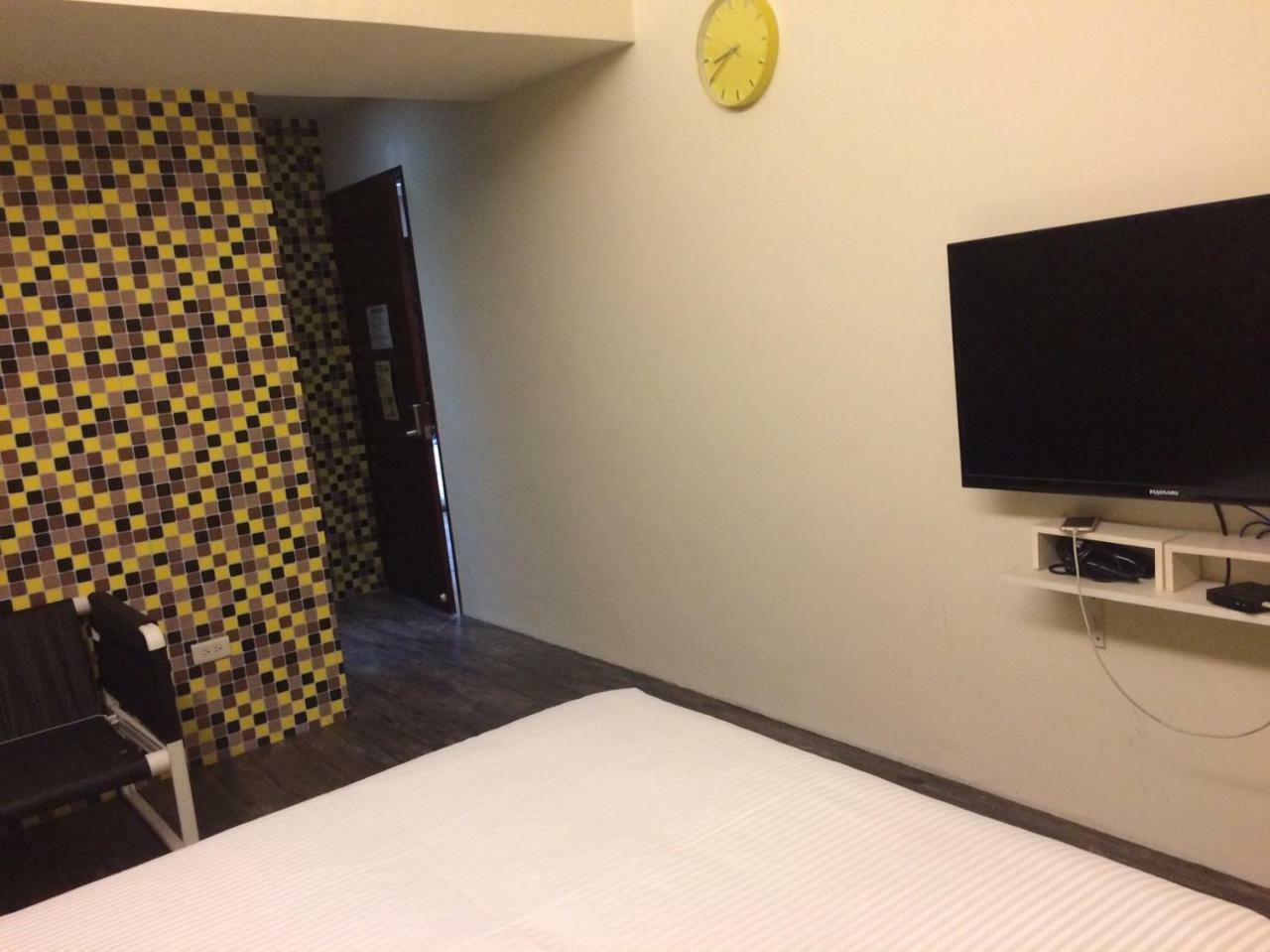 Traveler Station R15 Appartement Kaohsiung Buitenkant foto