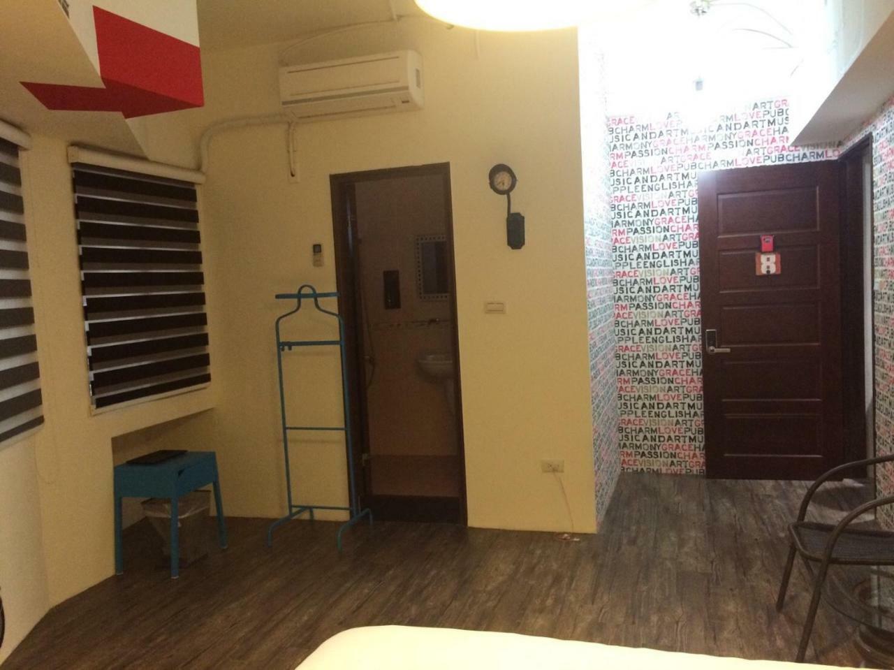Traveler Station R15 Appartement Kaohsiung Buitenkant foto