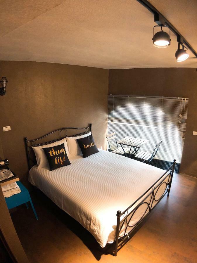 Traveler Station R15 Appartement Kaohsiung Buitenkant foto