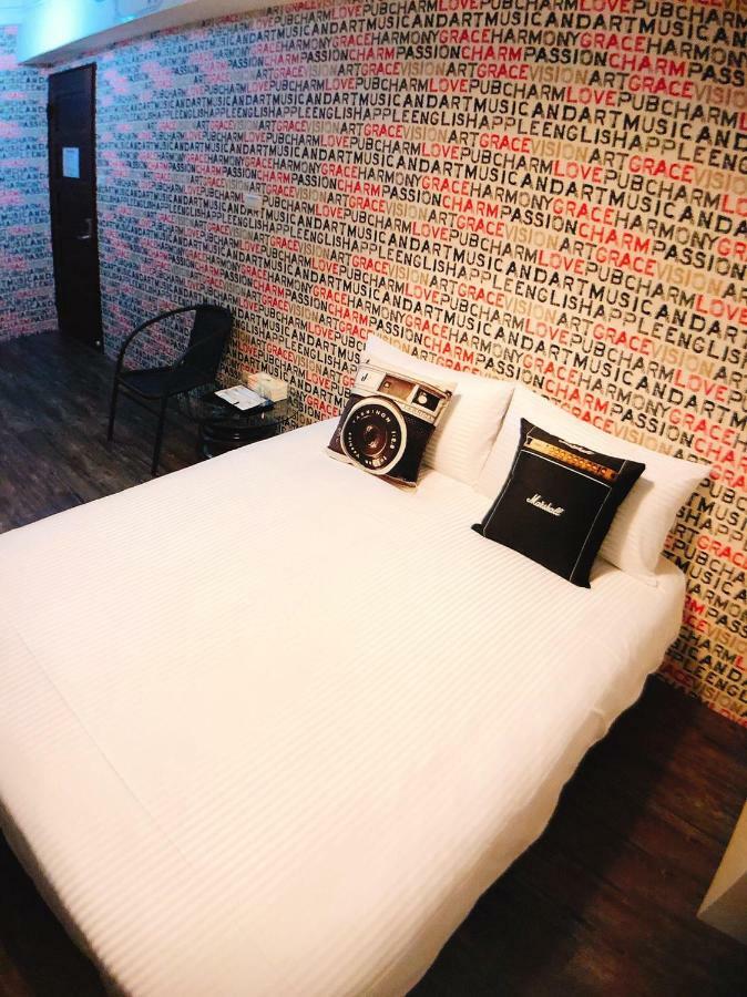 Traveler Station R15 Appartement Kaohsiung Buitenkant foto