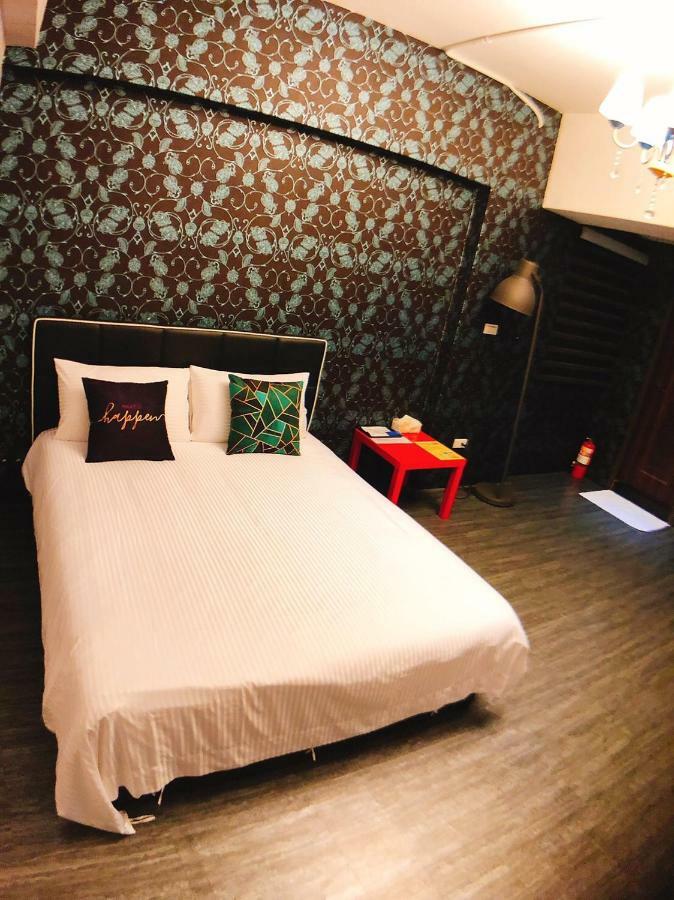 Traveler Station R15 Appartement Kaohsiung Buitenkant foto